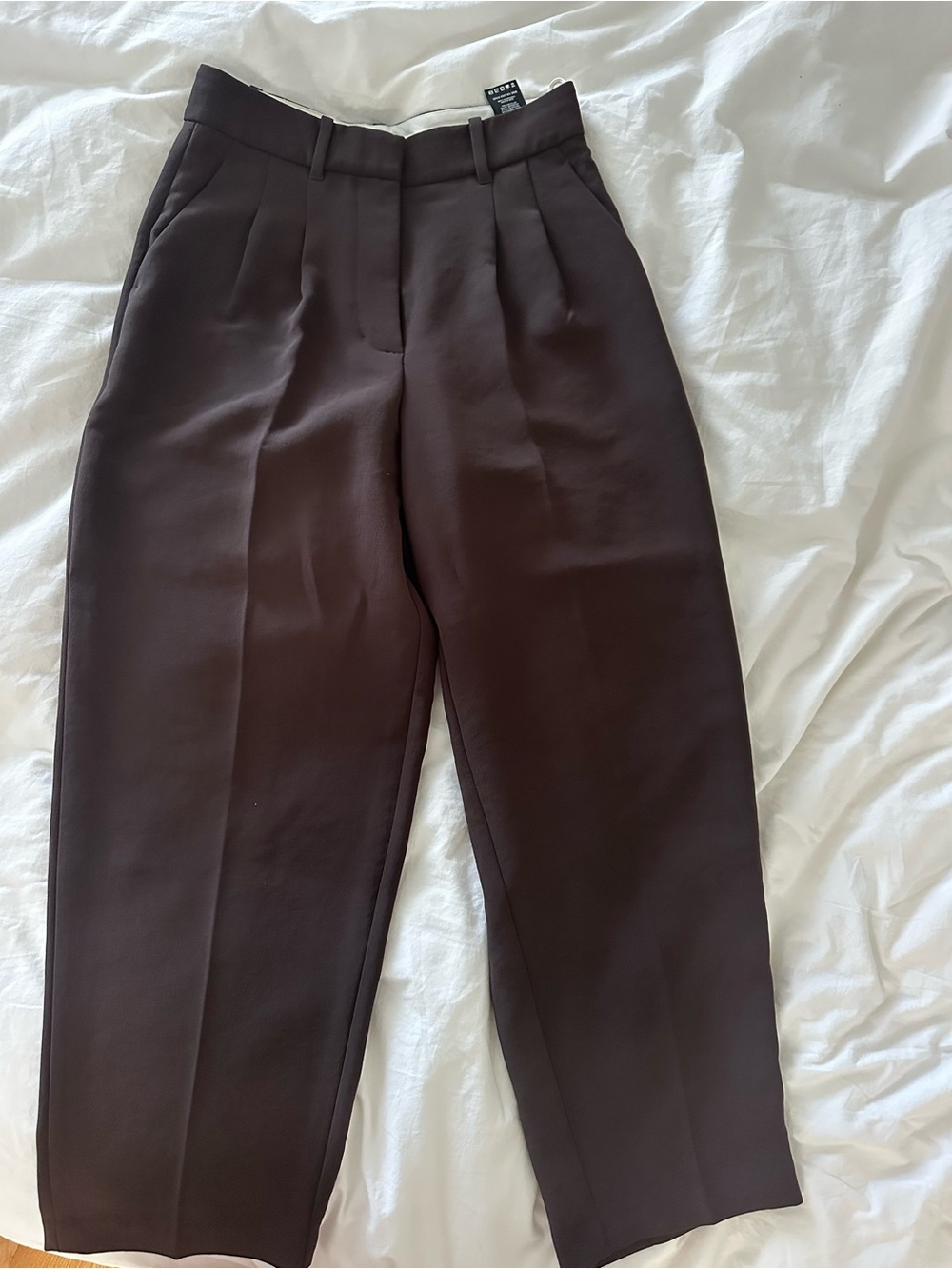 Aritzia Women's Tailored High-Waist Trousers in Dark Brown